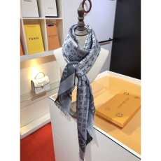 Louis Vuitton Scarf